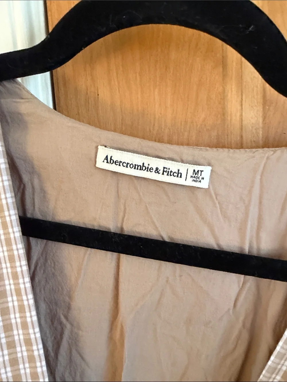 Abercrombie & Fitch Beige and White Gingham Knot-Front Maxi Dress (with pockets)